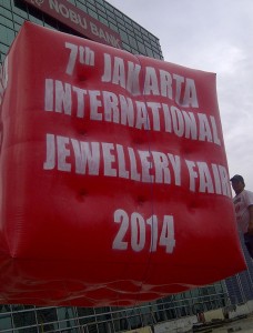 balon udara bentuk kotak