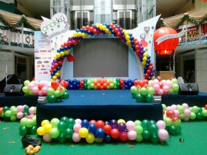 balon dekorasi mall